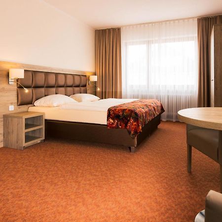 Strand Hotel Nordsee, Hotel Deichlaeufer Tossens Exterior foto