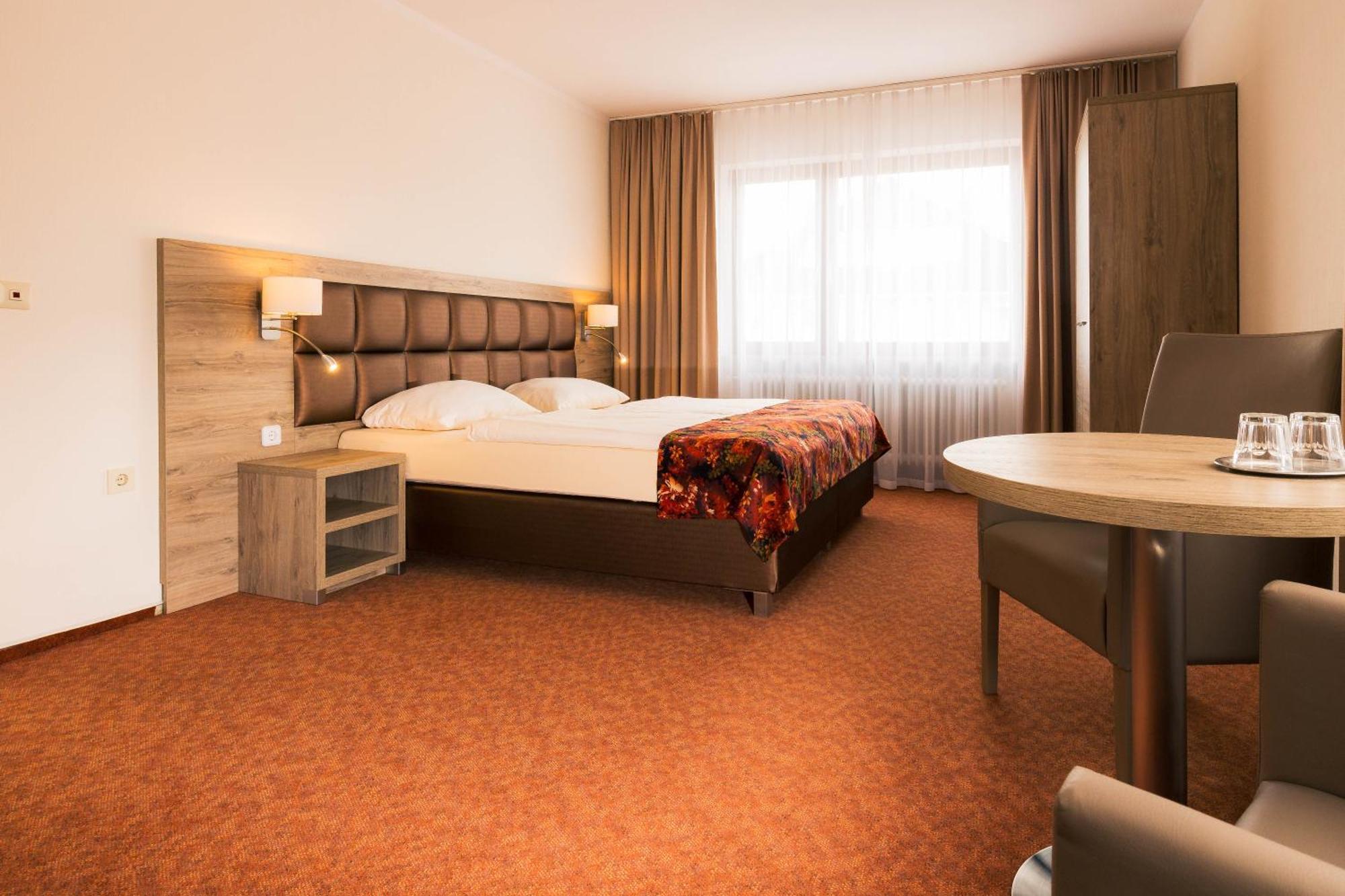 Strand Hotel Nordsee, Hotel Deichlaeufer Tossens Exterior foto